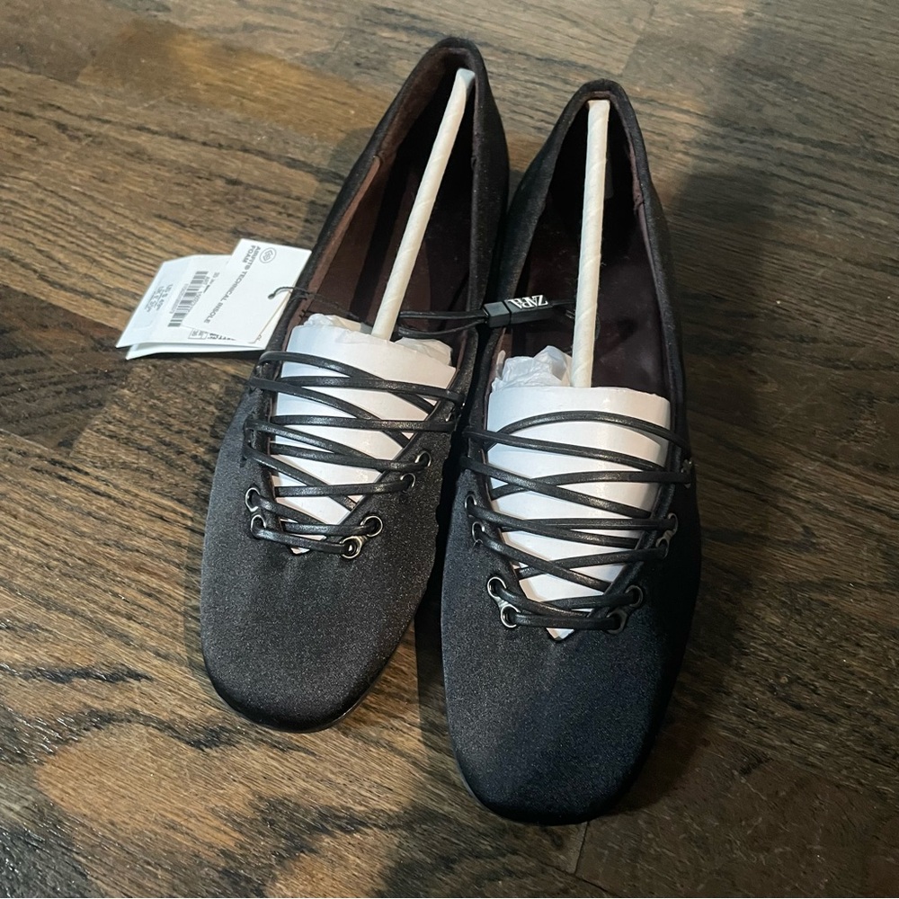 NWT Sz 37 (US 6.5) Zara black satin effect ballet flats 50th Anniversary